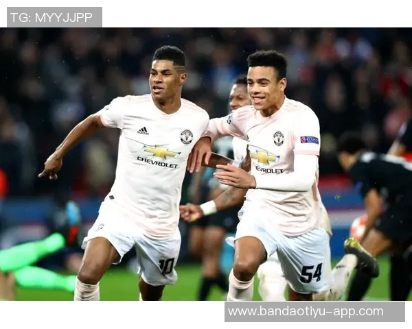 炸弹小队重现江湖拉什福德与霍伊伦引领新潮流